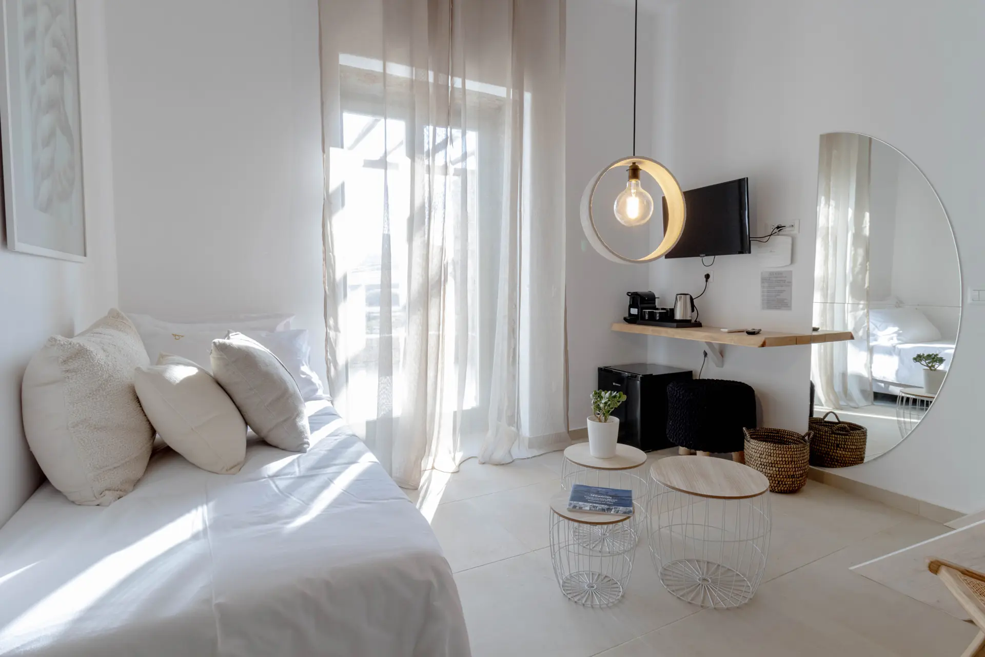 Suite — view 3